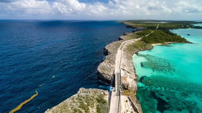 The Glass Window Bridge on Eleuthera! - BahamaMara